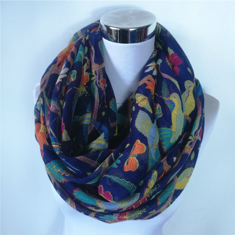New Magpie Bird print Viscose  - Infinity Scarf Knit のレビューと価格