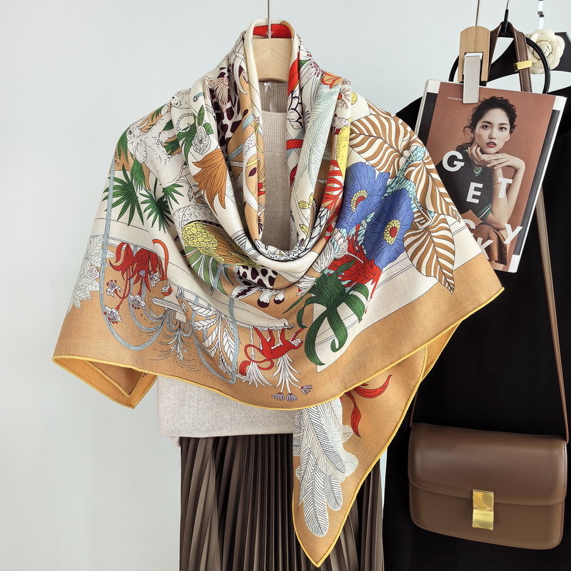 Double Sided Print Luxury Silk - Pashmina Wrap Large のレビューと価格