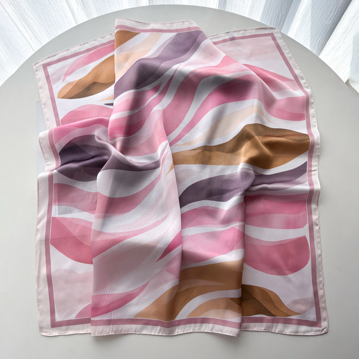 Design Print Women Silk Imitat - Scarf Silk Square のレビューと価格