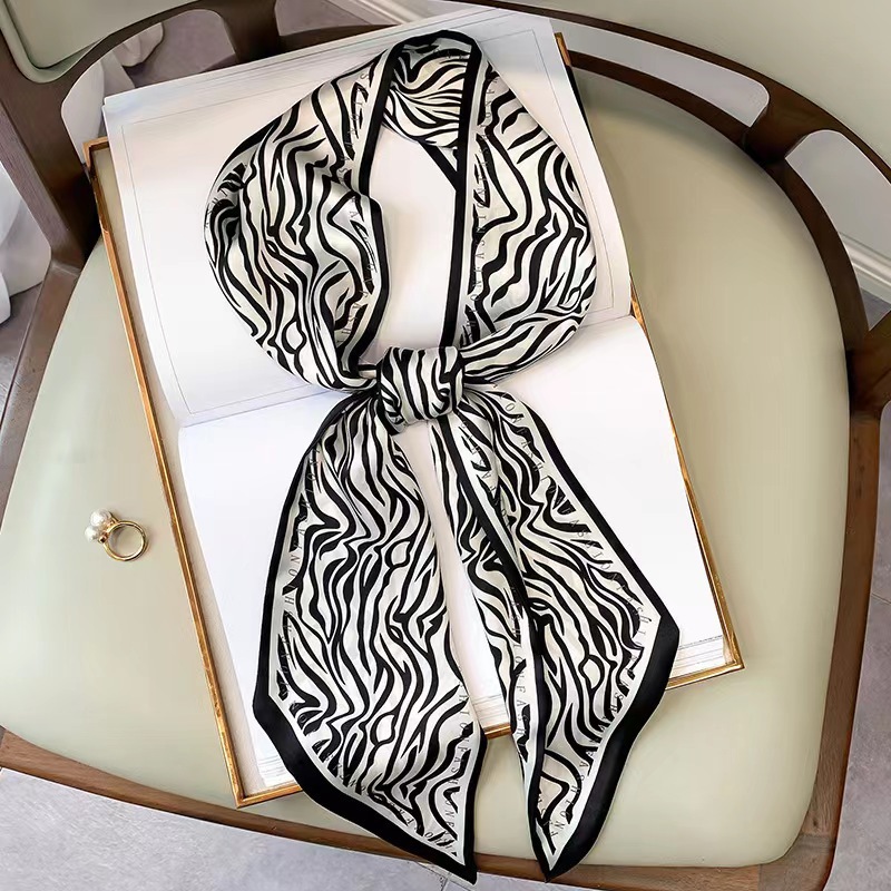 Luxury Zebra Print Silk Square - Silk Tie Striped のレビューと価格