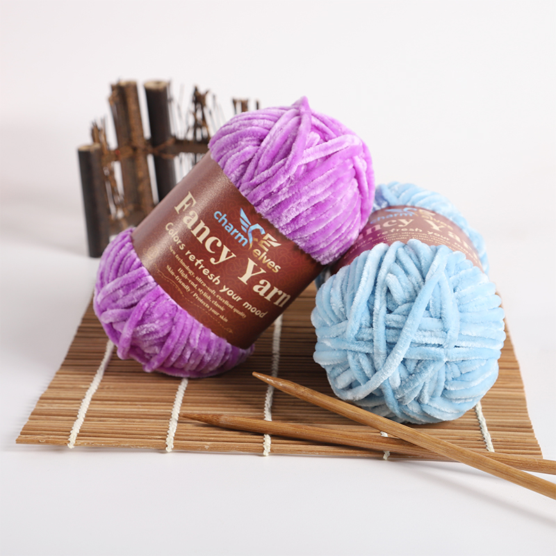 2-Pack of Chenille Warm Velvet - Woven Scarf Blanket のレビューと価格