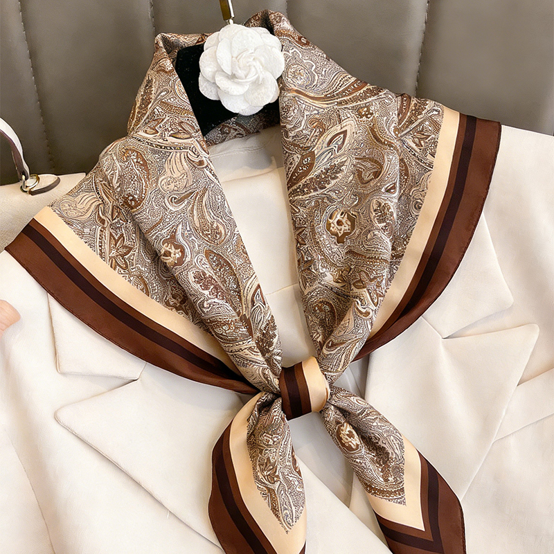 Luxury Women Silk Square Scarf - Face Scarf Mask のレビューと価格