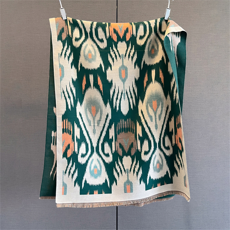 2025 Brand Warm Cashmere Ponch - Woven Scarf Blanket のレビューと価格