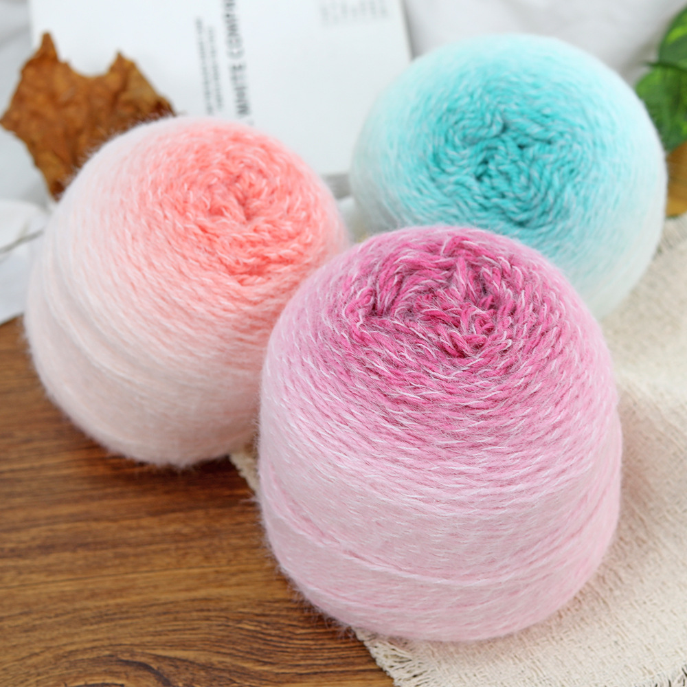Gradual-length plush yarn, cak - Woven Scarf Blanket のレビューと価格