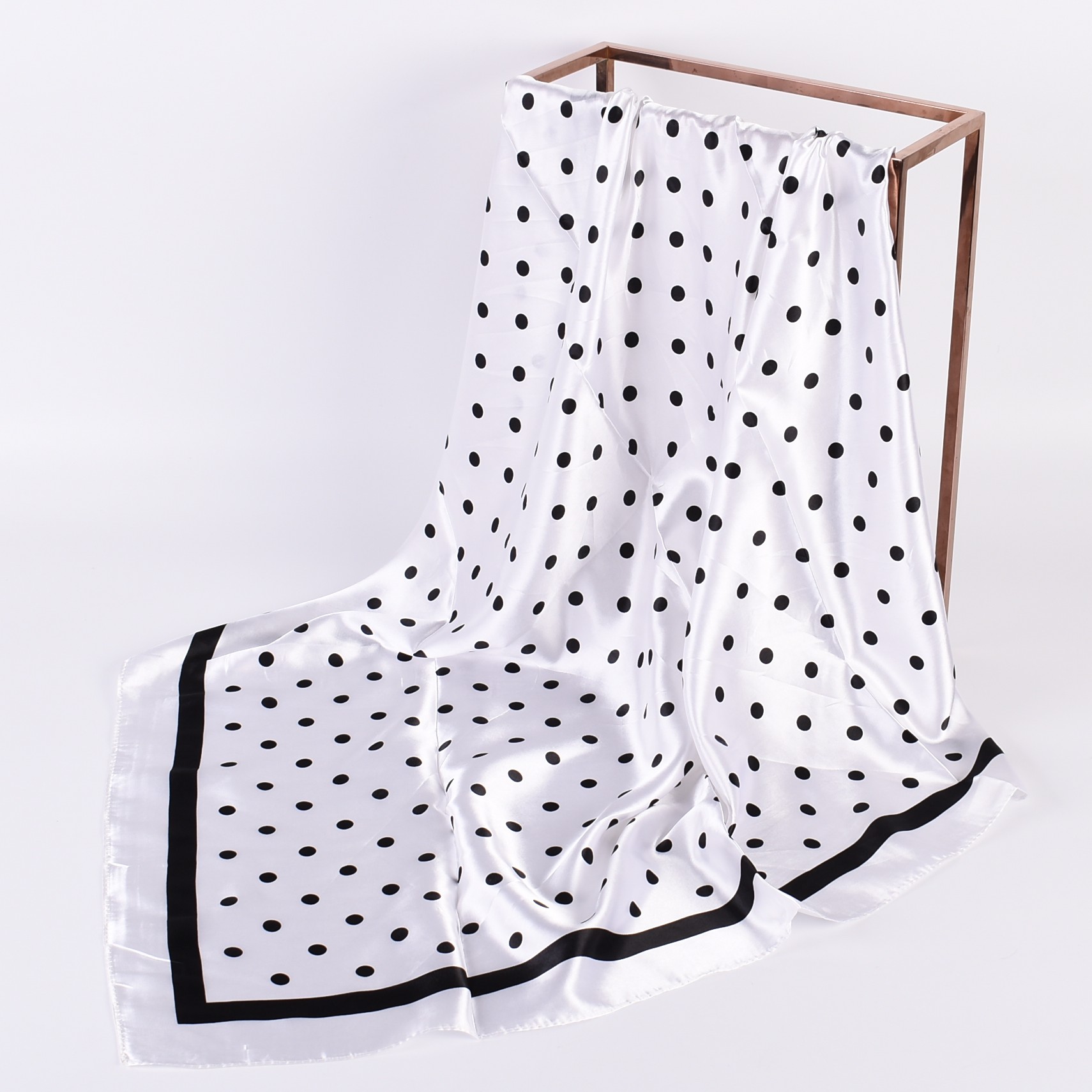 Summer new fashionable tempera - Scarf Silk Square のレビューと価格